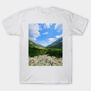 Stunning mountain view, sky and ground all in one T-Shirt